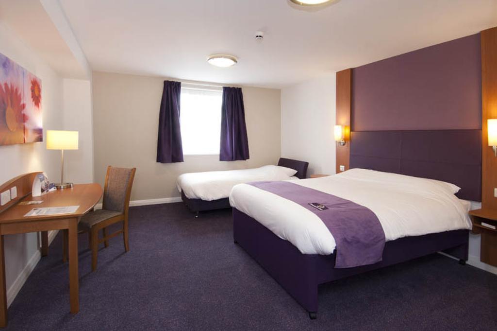 Premier Inn Birmingham City - Aston Номер фото