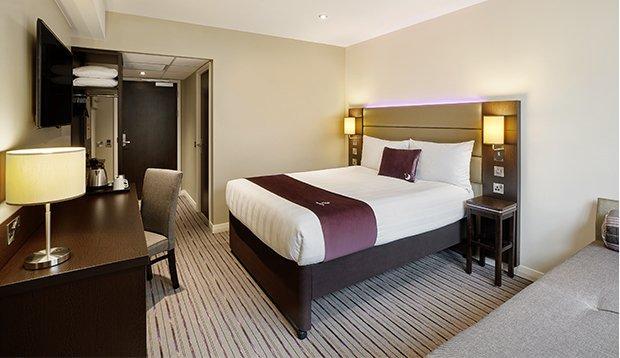 Premier Inn Birmingham City - Aston Экстерьер фото