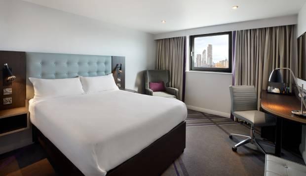 Premier Inn Birmingham City - Aston Экстерьер фото
