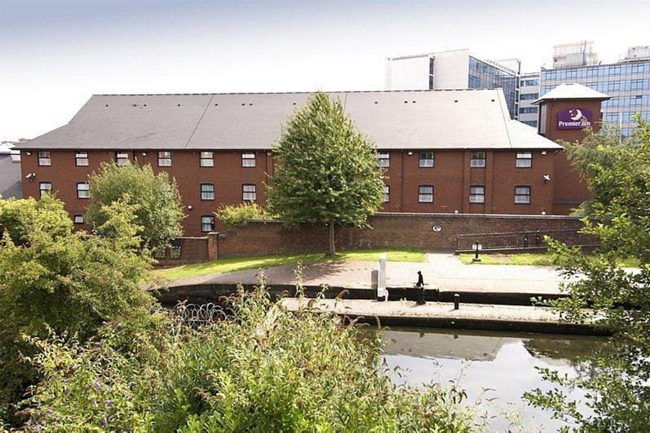 Premier Inn Birmingham City - Aston Экстерьер фото